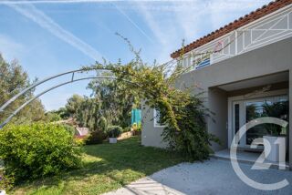  Maison � vendre 4 pi�ces 164 m�