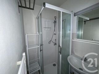  Appartement à louer 3 pièces 56 m²
