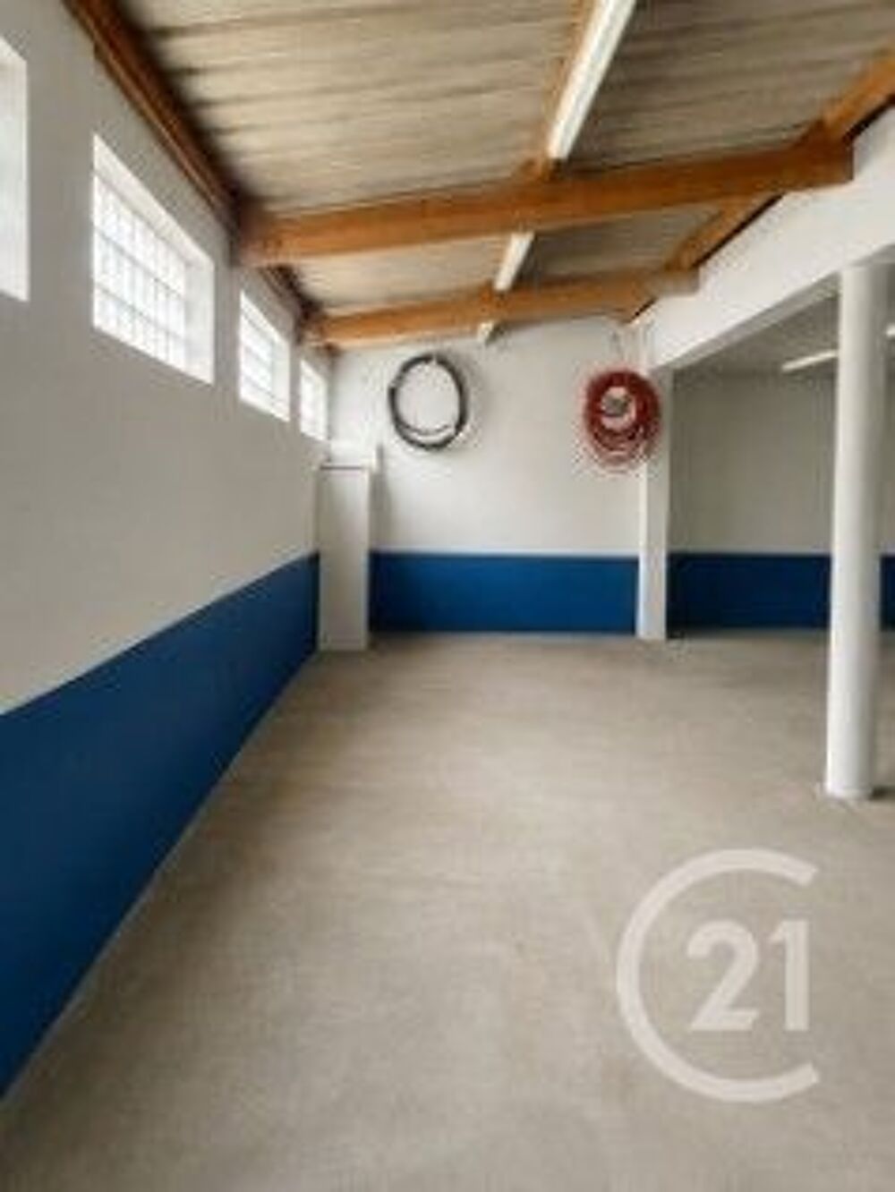 location Autres - 79 m² Paray-Vieille-Poste (91550)