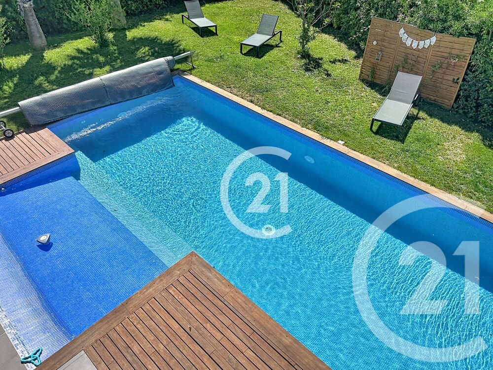 A VENDRE LATOUR BAS ELNE EXCEPTIONNELLE VILLA D'ARC....