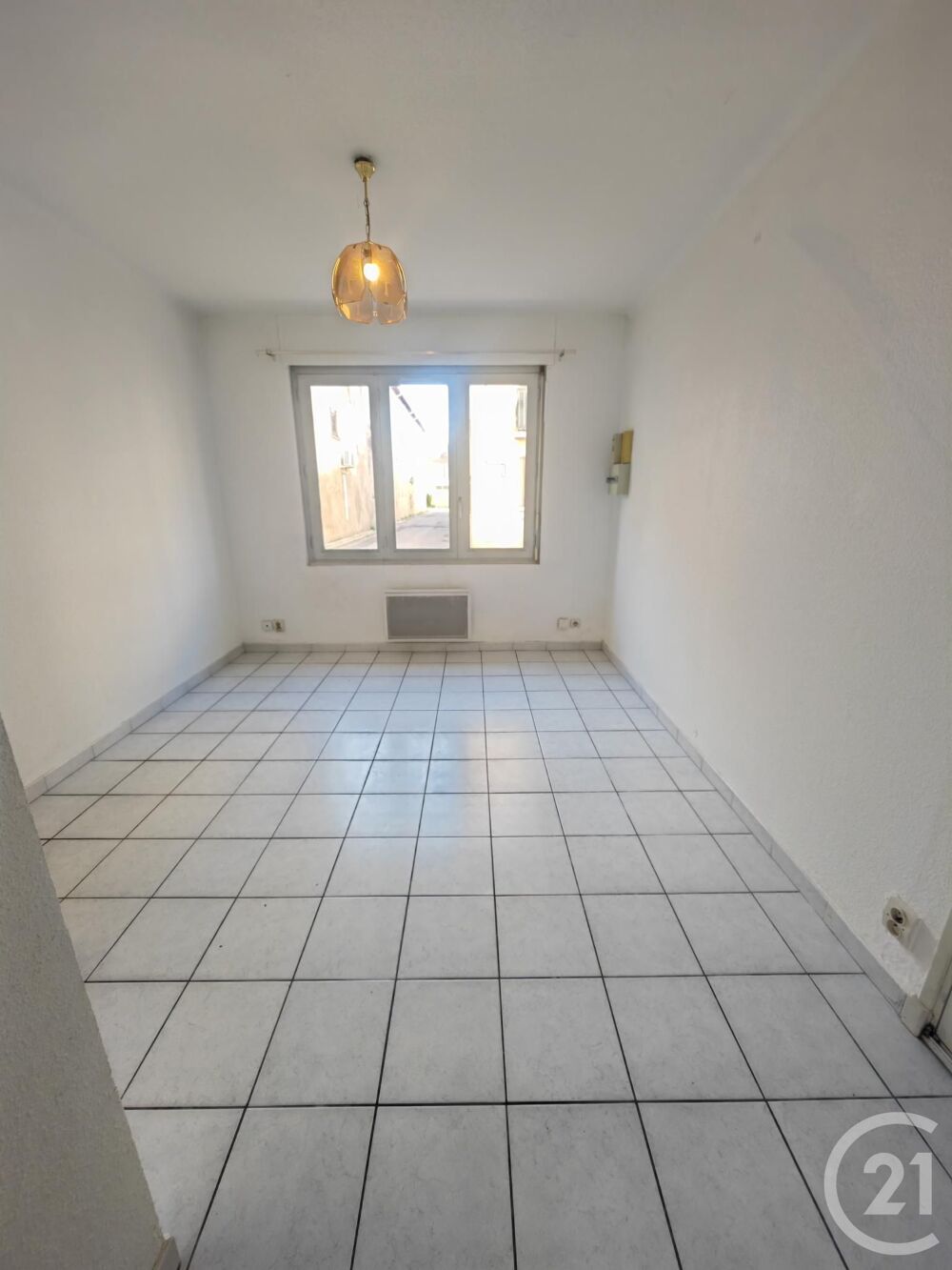 location Appartement - 2 pièce(s) - 27 m² Elne (66200)