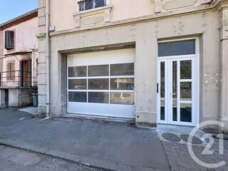  Appartement � louer 2 pi�ces 200 m�