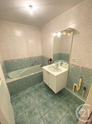  Appartement � louer 4 pi�ces 78 m�