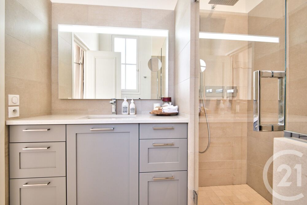 � vendre  Appartement Villefranche-sur-Mer (06230)