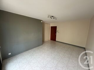  Appartement à louer 2 pièces 40 m²