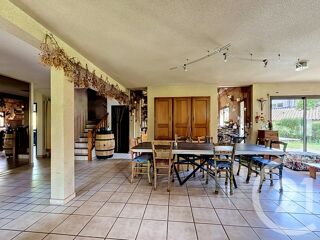  Maison � vendre 8 pi�ces 322 m�
