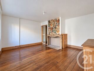  Appartement à louer 2 pièces 40 m²