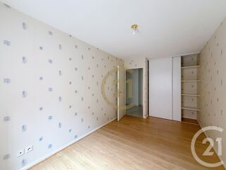  Appartement à louer 3 pièces 62 m²