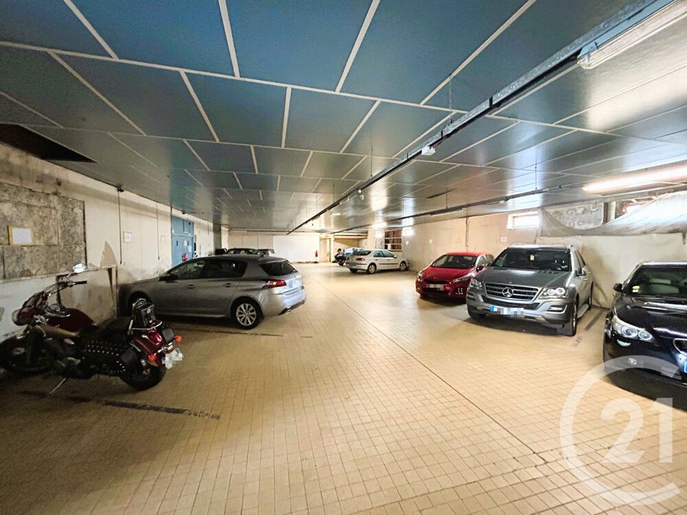 vente Parking / Garage - 370 m² Calais (62100)
