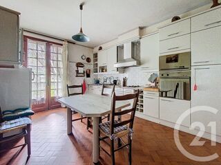  Maison  vendre 7 pices 224 m