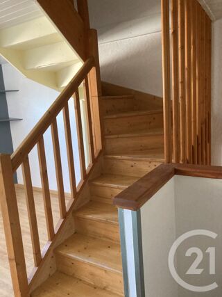  Maison à louer 3 pièces 117 m²
