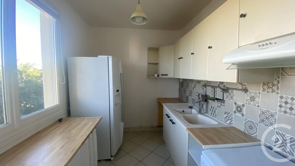 Appartement 4 pièces 77 m² · à Corbas · 77 m² · 165 000 €