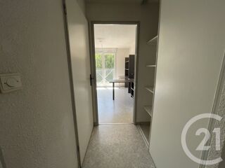  Appartement à louer 1 pièce 19 m²