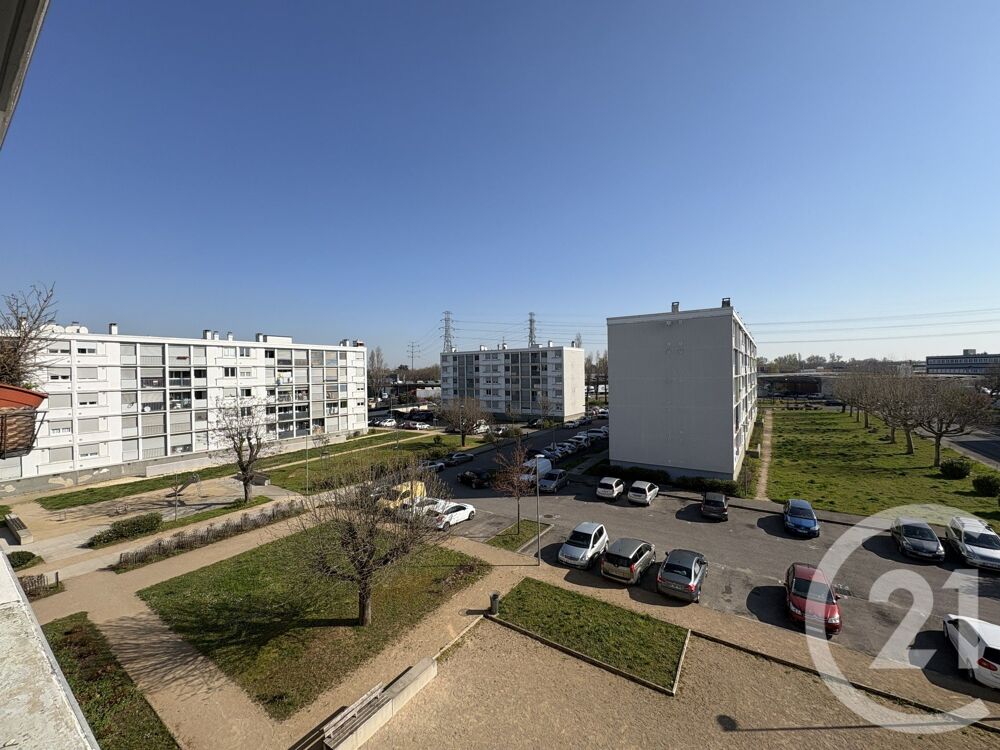 location Appartement - 4 pièce(s) - 64 m² Vénissieux (69200)