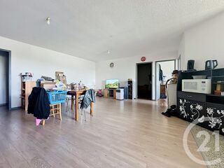  Appartement à louer 4 pièces 120 m²