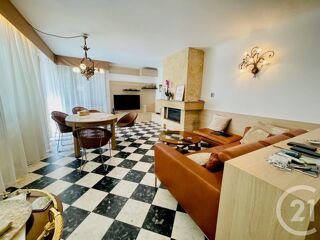  Maison  vendre 6 pices 235 m