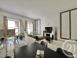  Appartement à louer 3 pièces 64 m²
