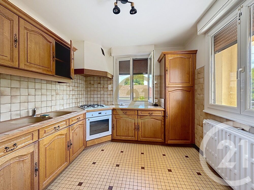location Maison - 3 pièce(s) - 76 m² Delle (90100)