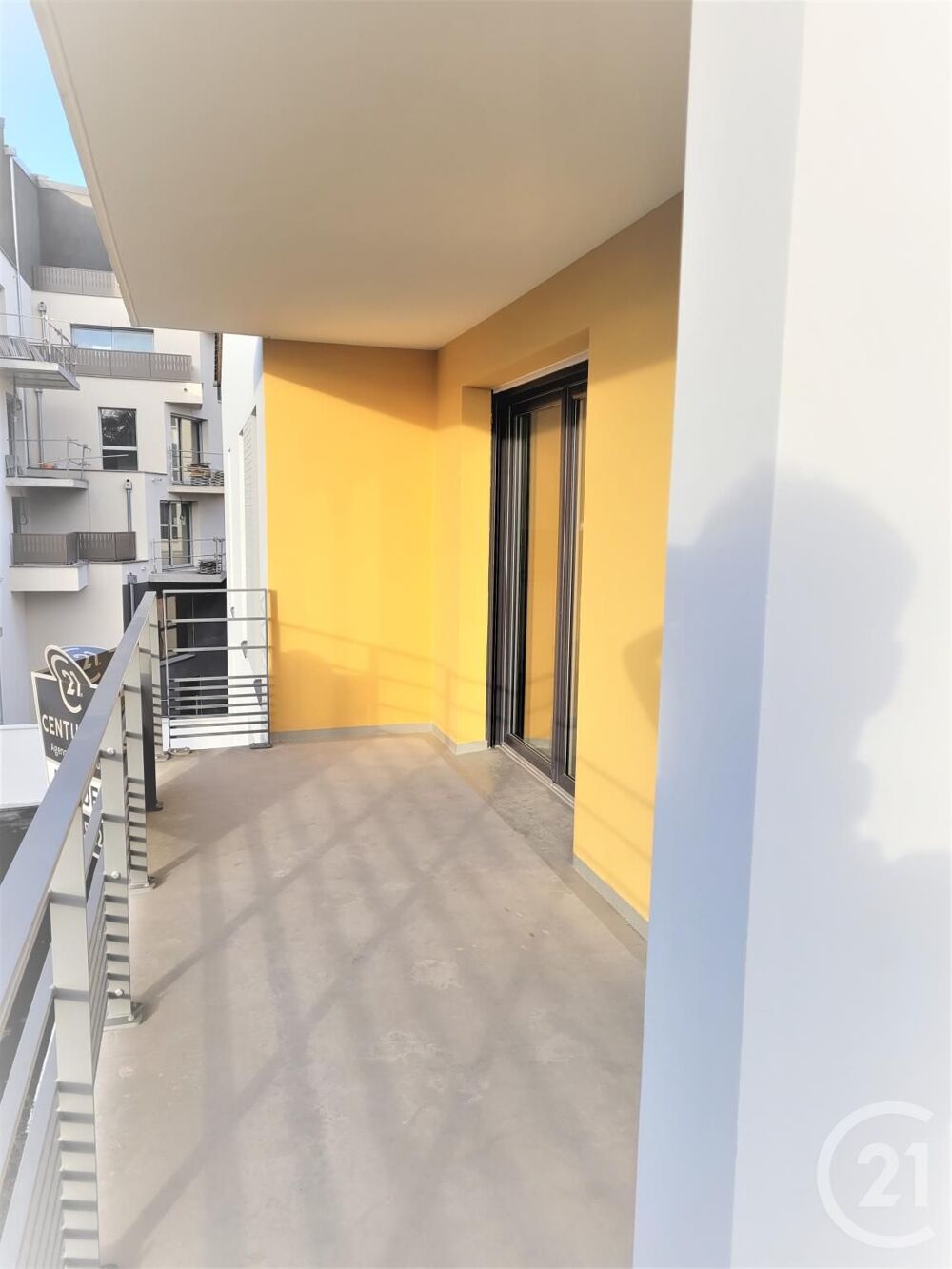 location Appartement - 4 pièce(s) - 98 m² Tours (37100)