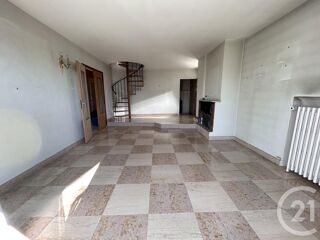  Maison � vendre 7 pi�ces 160 m�