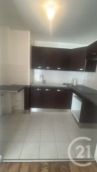  Appartement à louer 3 pièces 61 m²