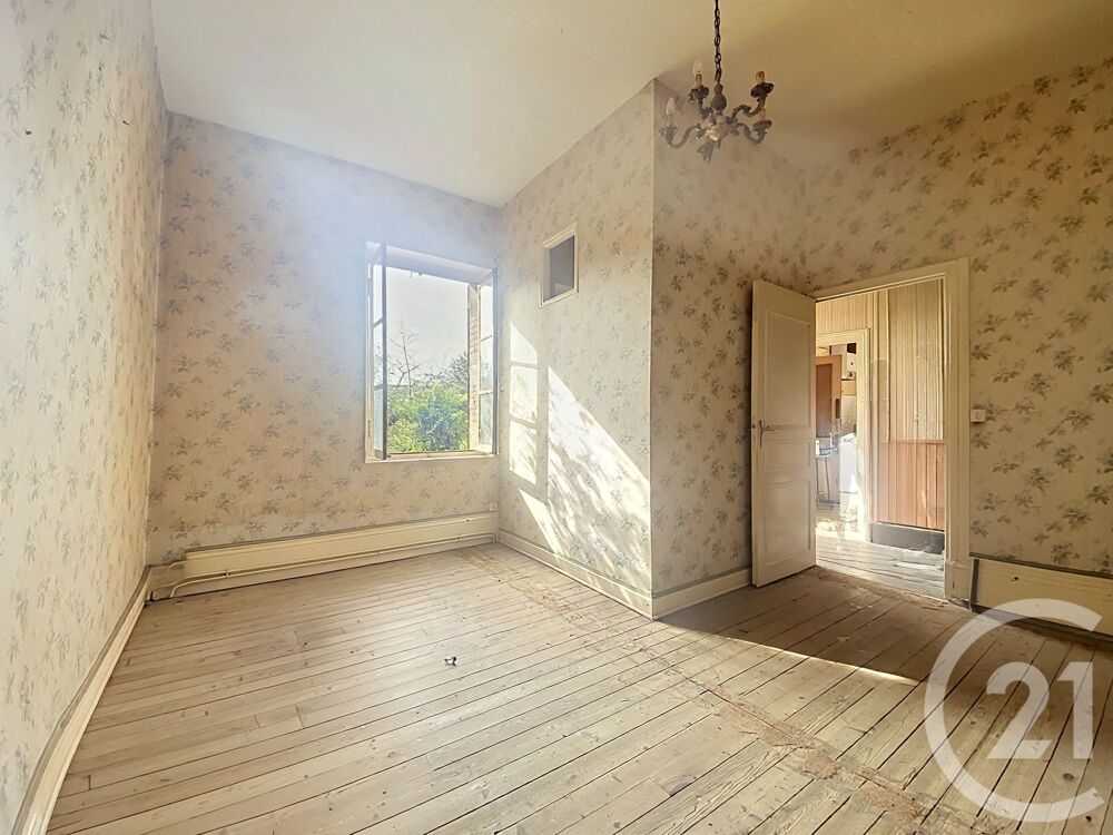 vente Maison - 6 pièce(s) - 121 m² Saint-Pourçain-sur-Sioule (03500)