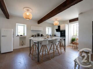  Maison à vendre 10 pièces 316 m²