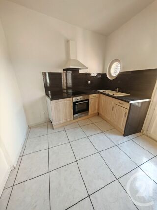  Appartement à louer 3 pièces 53 m²
