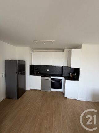 location Appartement - 3 pièce(s) - 53 m² Le Blanc-Mesnil (93150)