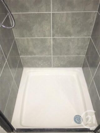  Appartement à louer 2 pièces 37 m²