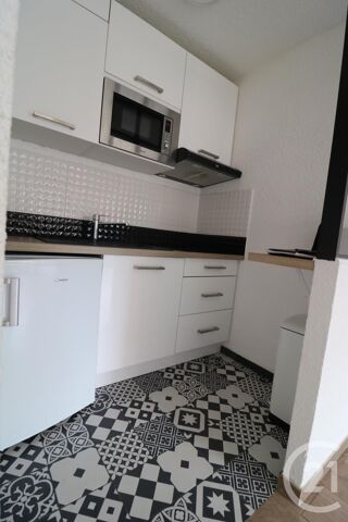  Appartement à louer 2 pièces 36 m²