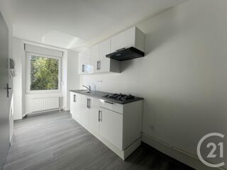  Appartement à louer 3 pièces 60 m²