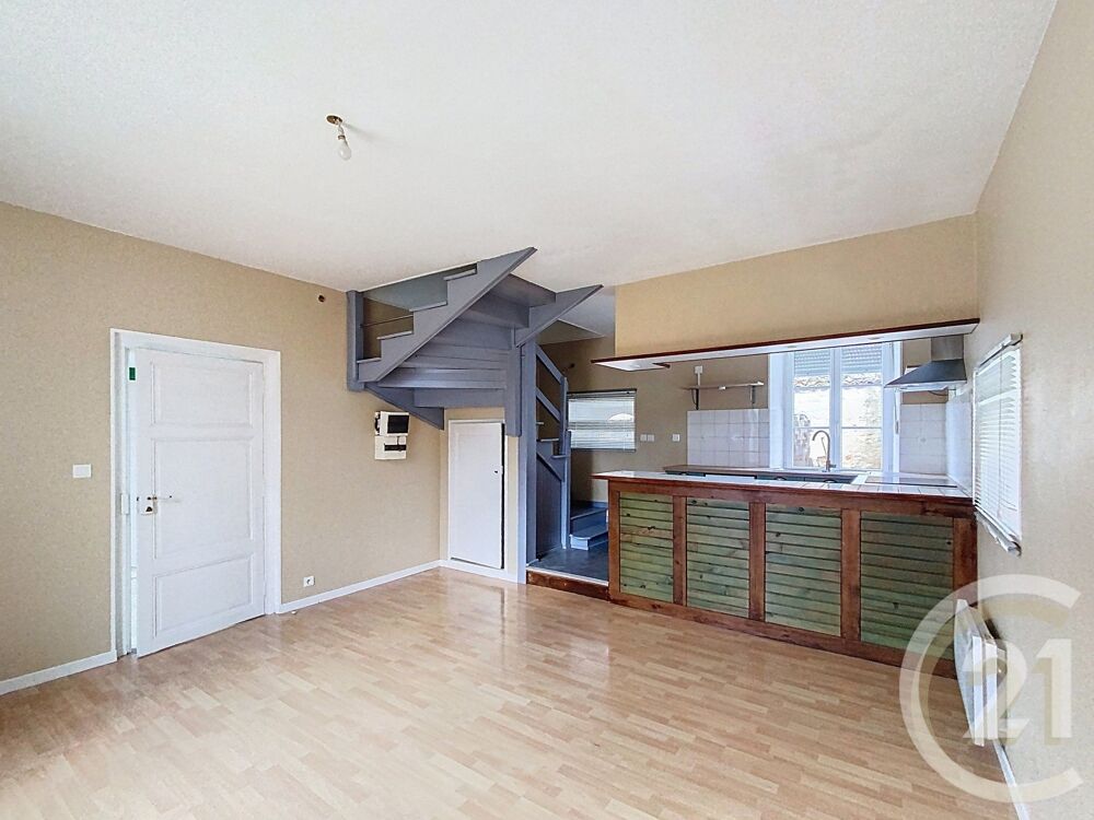 location Appartement - 2 pièce(s) - 45 m² Montier-en-l'Isle (10200)