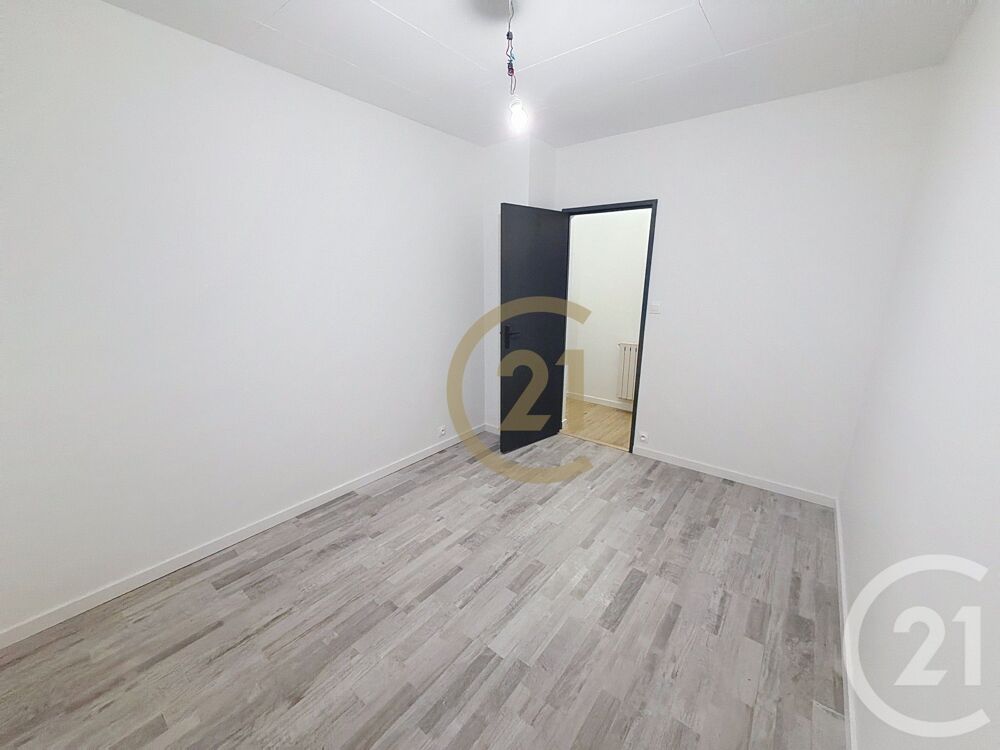 location Maison - 5 pièce(s) - 79 m² Rang (25250)