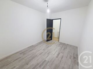  Maison à louer 5 pièces 79 m²