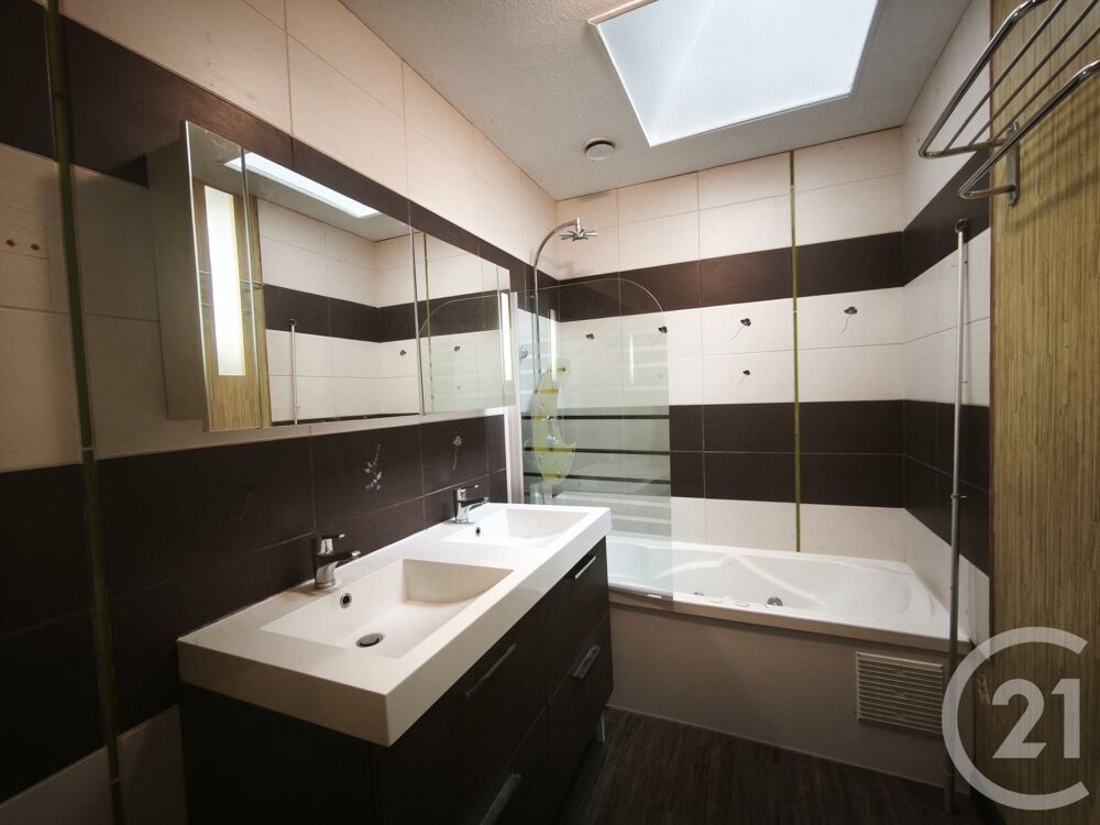 vente Maison - 5 pièce(s) - 167 m² Semussac (17120)