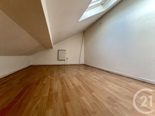  Appartement à louer 2 pièces 40 m²