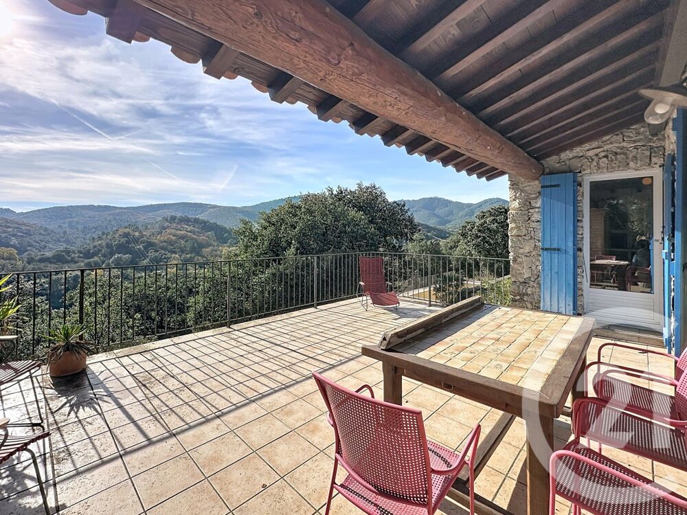 À vendre Mas en pierre avec vue imprenable sur les Céve....