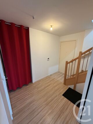  Appartement à louer 3 pièces 64 m²