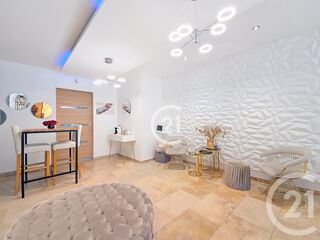  Immeuble à vendre 167 m²