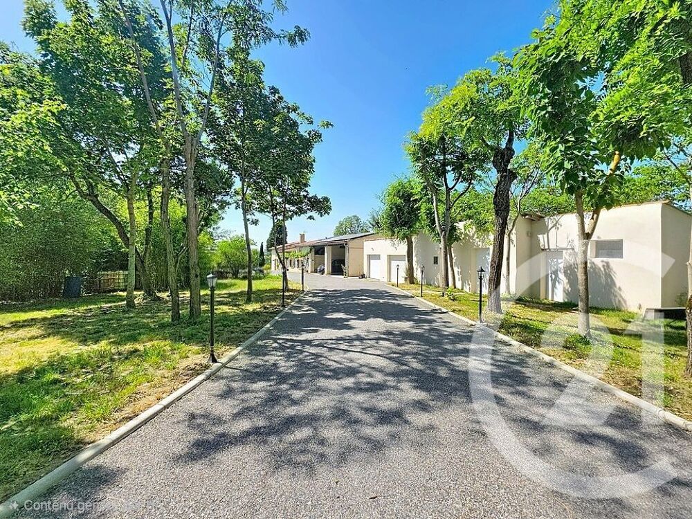 Imprégnez-vous de l'élégance d'une maison familiale de 2....