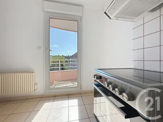  Appartement à louer 1 pièce 34 m²