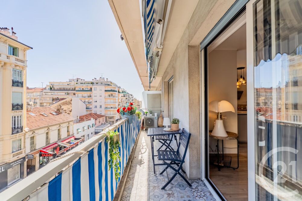 NICE NORD - LIBERATION Magnifique appartement 4....