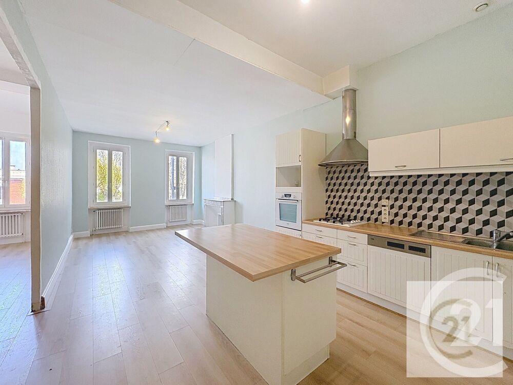 location Maison - 6 pièce(s) - 209 m² Villefranche-de-Lauragais (31290)