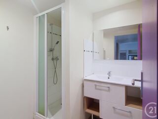  Appartement à louer 2 pièces 38 m²