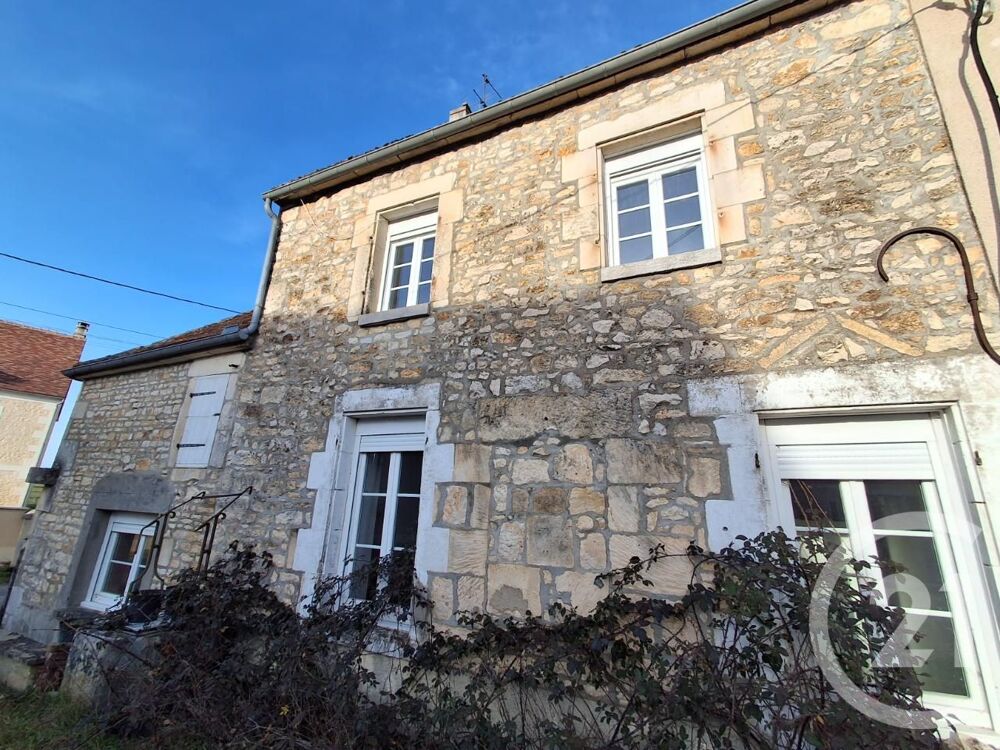 Maison 3 pièces 107 m² · à Etais la Sauvin · 107 m² · 46 000 €