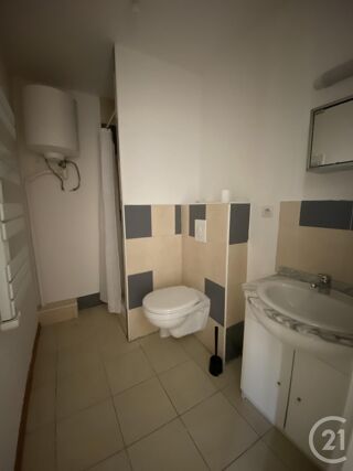  Appartement à louer 1 pièce 19 m²