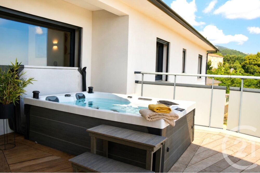 vente Maison - 6 pièce(s) - 191 m² Penta-di-Casinca (20213)