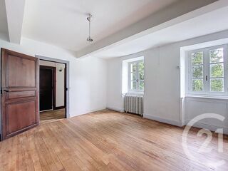  Maison  vendre 6 pices 220 m