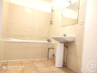  Maison à louer 4 pièces 97 m²